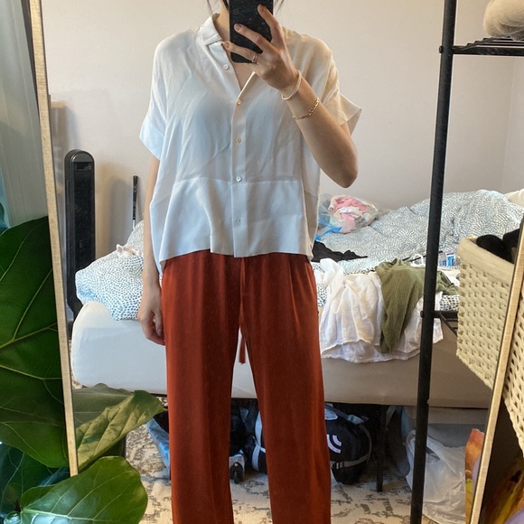 Everlane Short Sleeve Square Blouse - Picture 2 of 5